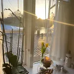 Restaurant Saelhunden Bed and breakfast 4*