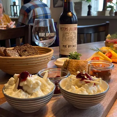 فندق مبيت وإفطار Restaurant Saelhunden ريب